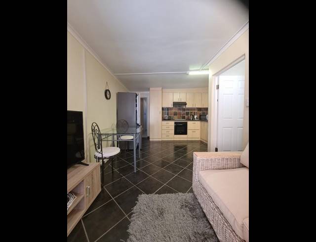1 BEDROOM PROPERTY TO RENT IN DUYNEFONTEIN